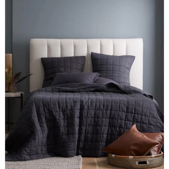 Quince European Linen Quilted Box Euro 26X 26”Sham Grey NWOT #80 - Picture 2 of 4